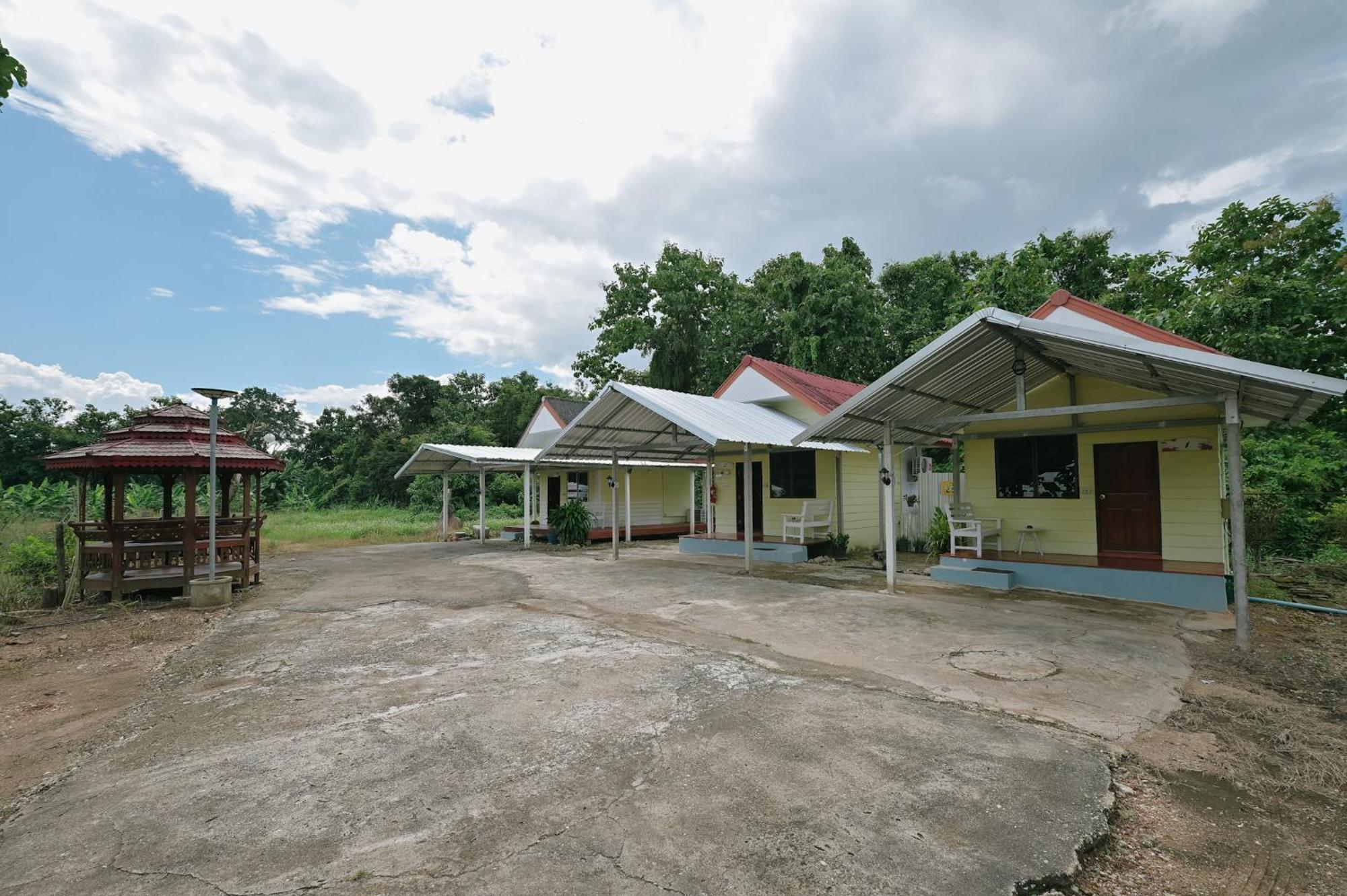 ไร่นภาดลรีสอร์ท Homestay *